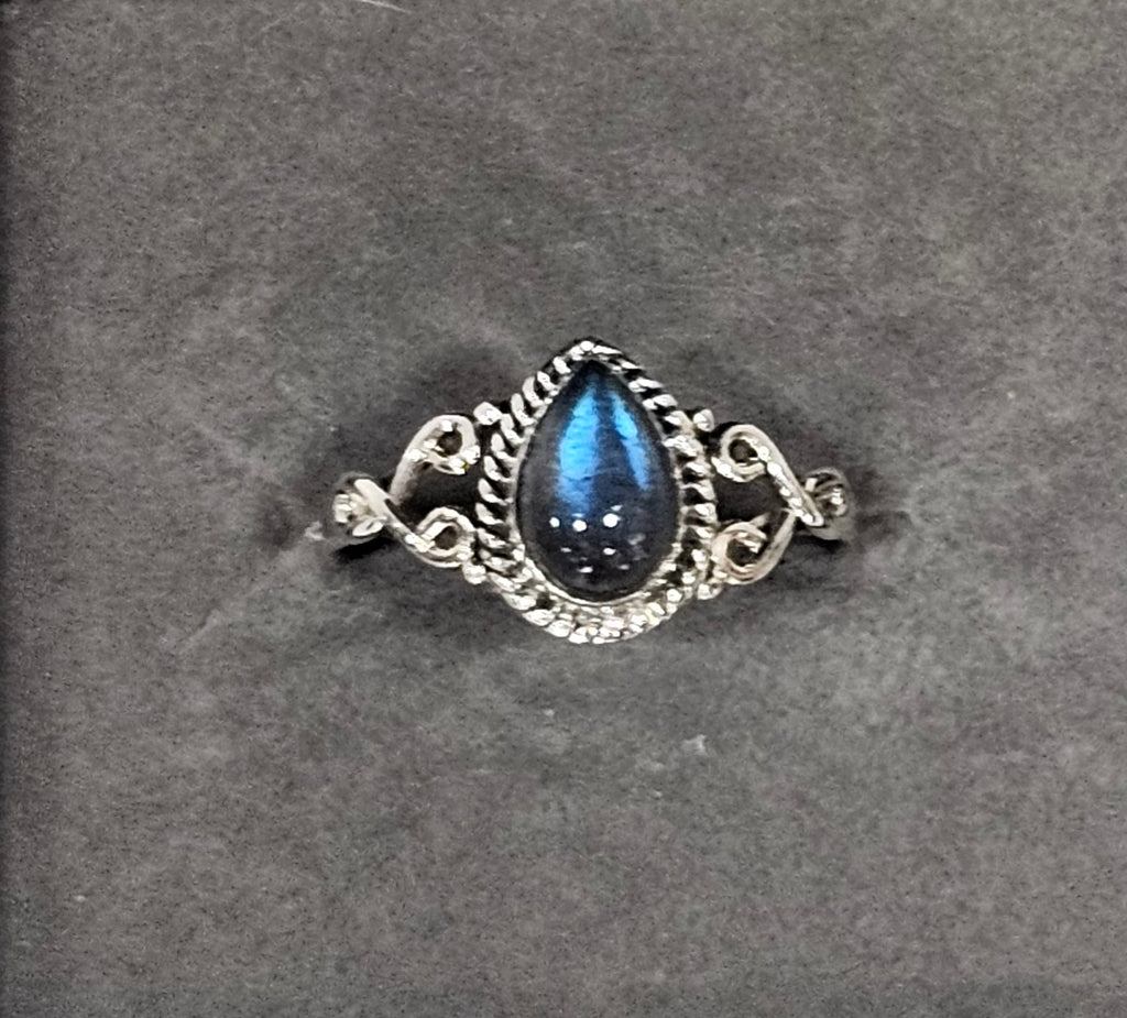 Sterling Silver Turquoise Gemstone Ring Handcrafted - Size 7.5