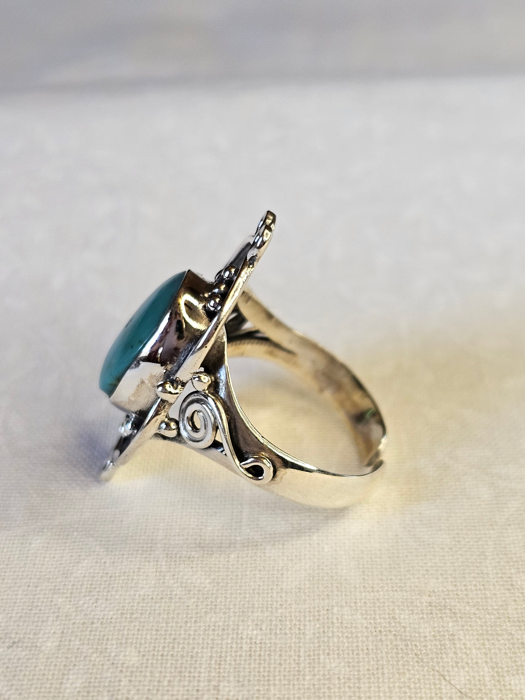 Sleeping Beauty Turquoise Sterling Silver Ring - Size 8