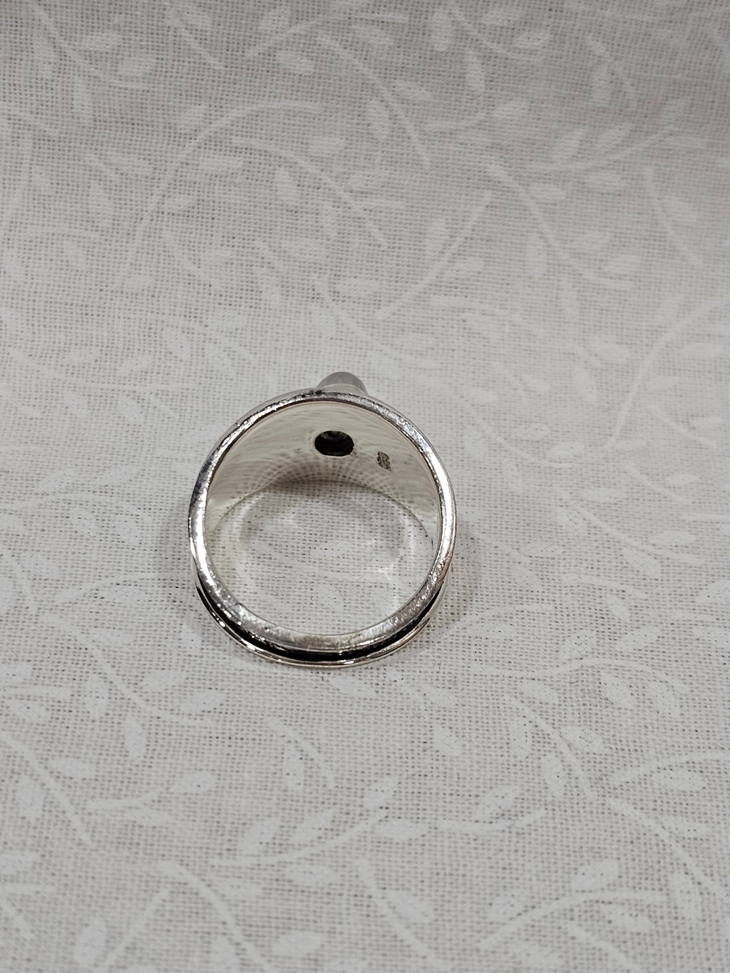 Sterling Silver Moonstone Gemstone Ring - Size 7.5