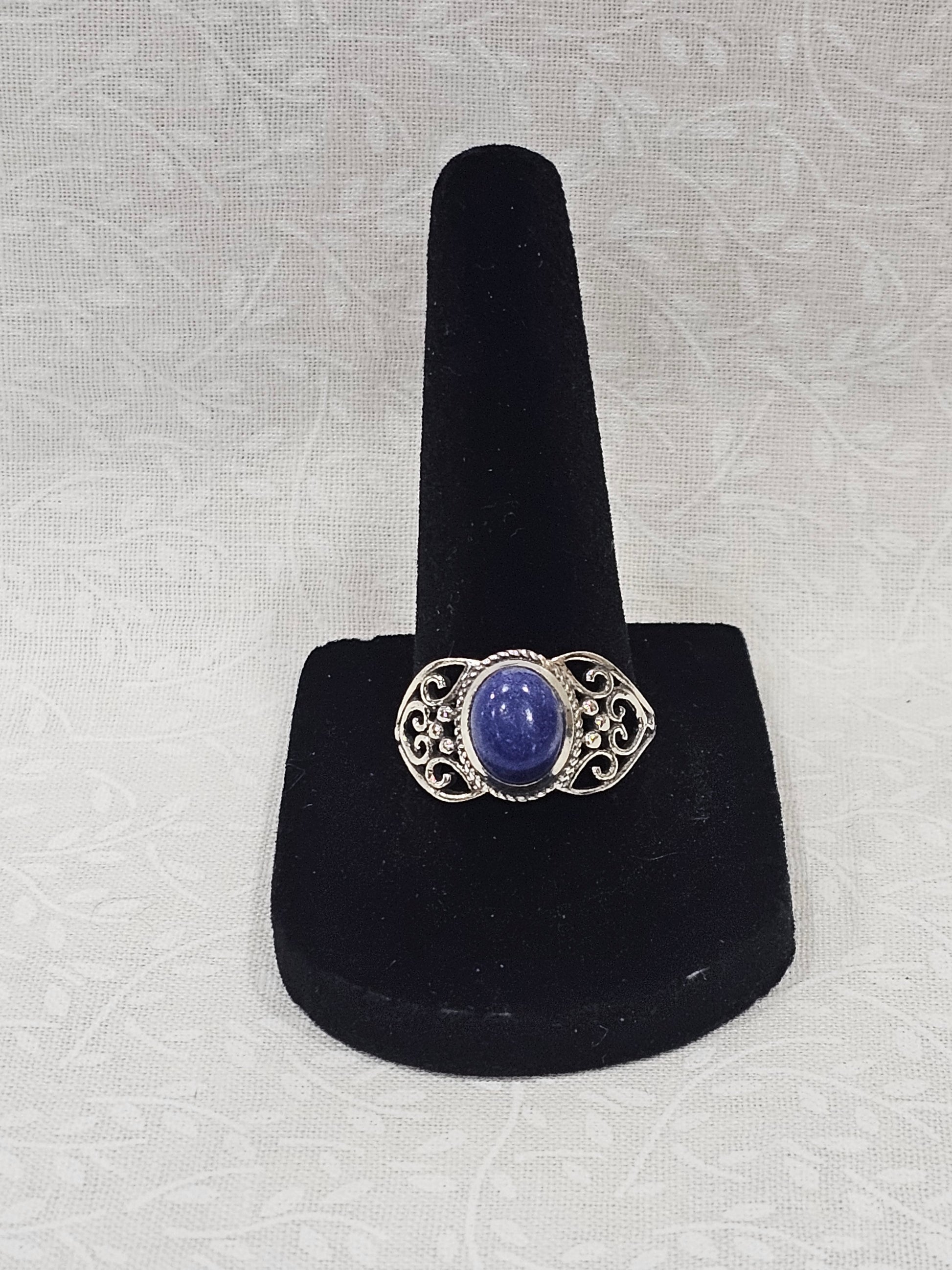 Sterling Silver Lapis Lazuli Gemstone Ring - Size 8.5