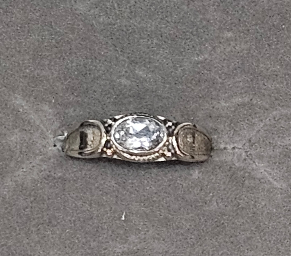 Sterling Silver Topaz Gemstone Ring - Size 5