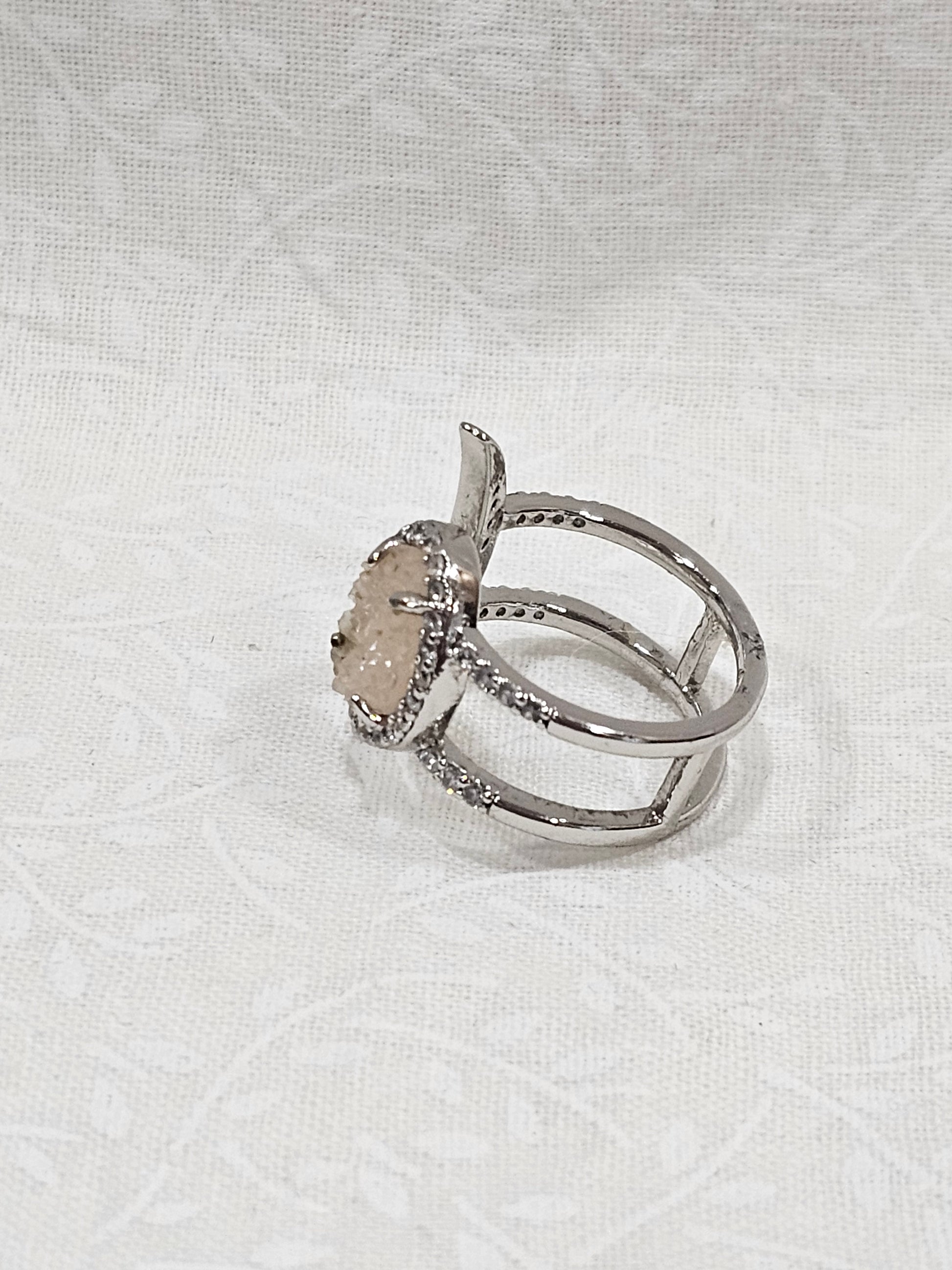 Sterling Silver Pink Quartz Druzy Moon Ring 5