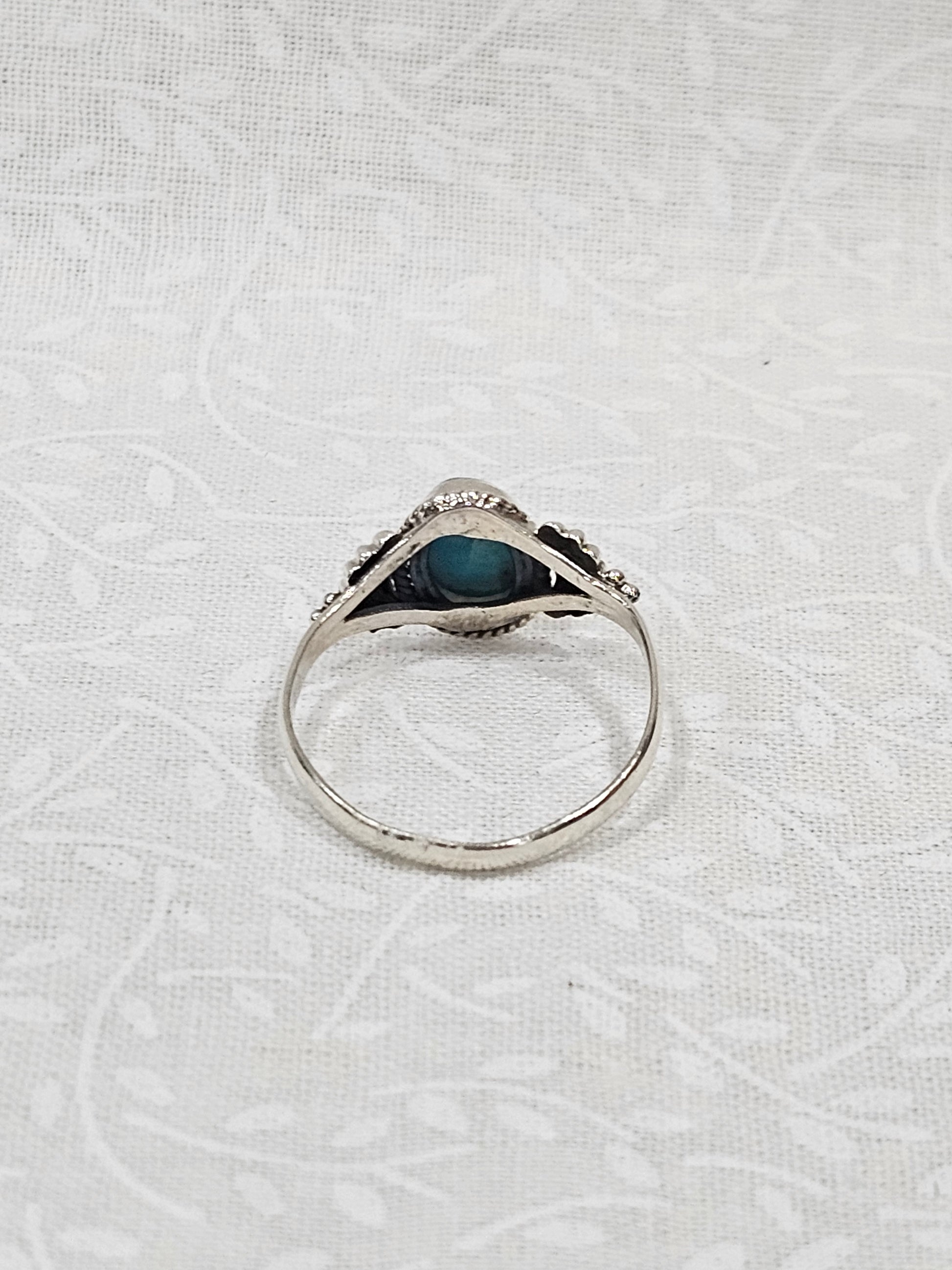 Sterling Silver Classic Turquoise Ring - Size 8.5