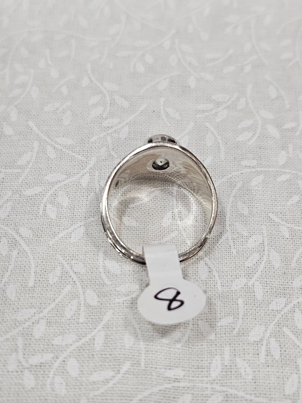 Sterling Silver Peridot Gemstone Ring - Size 8