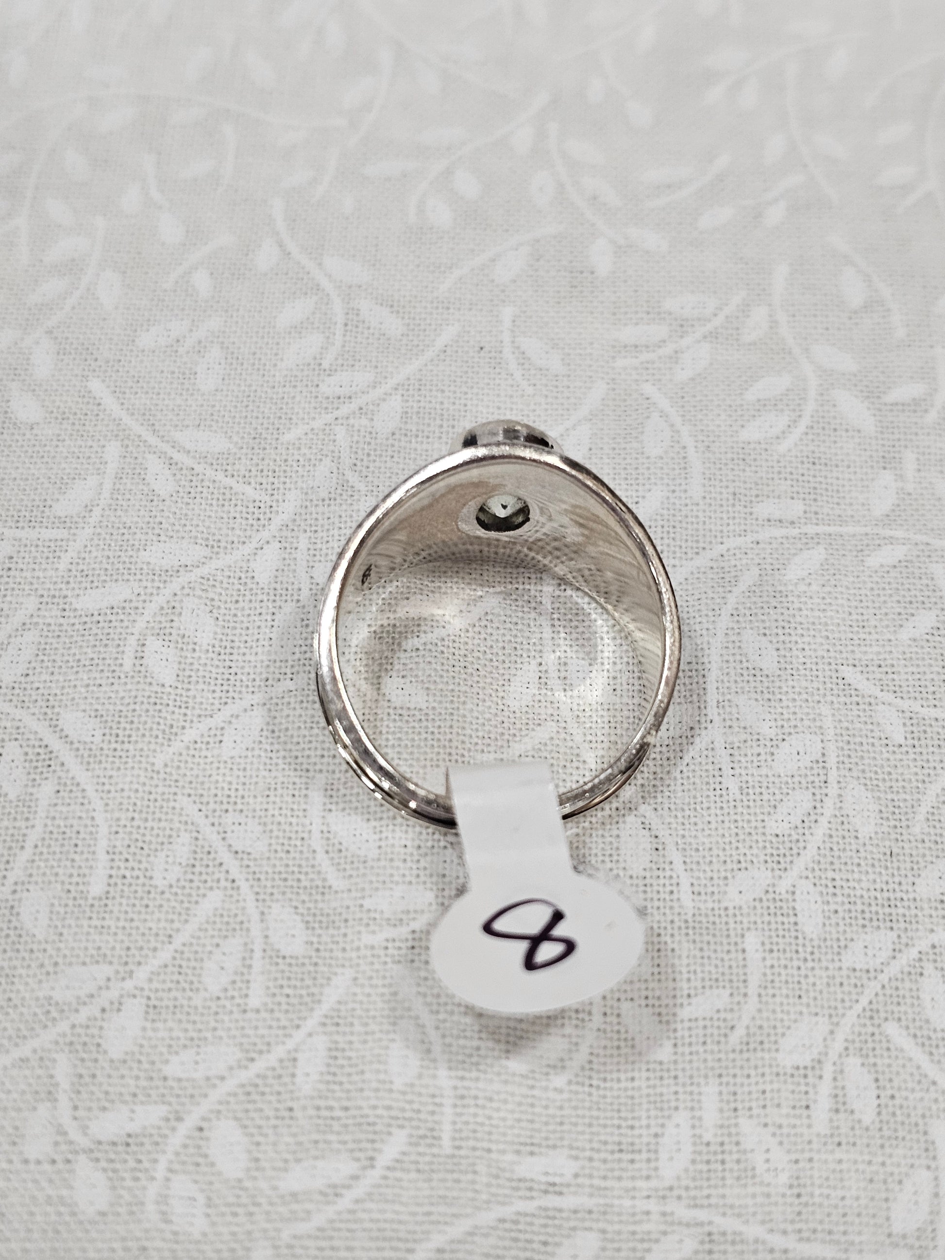 Sterling Silver Peridot Gemstone Ring - Size 8