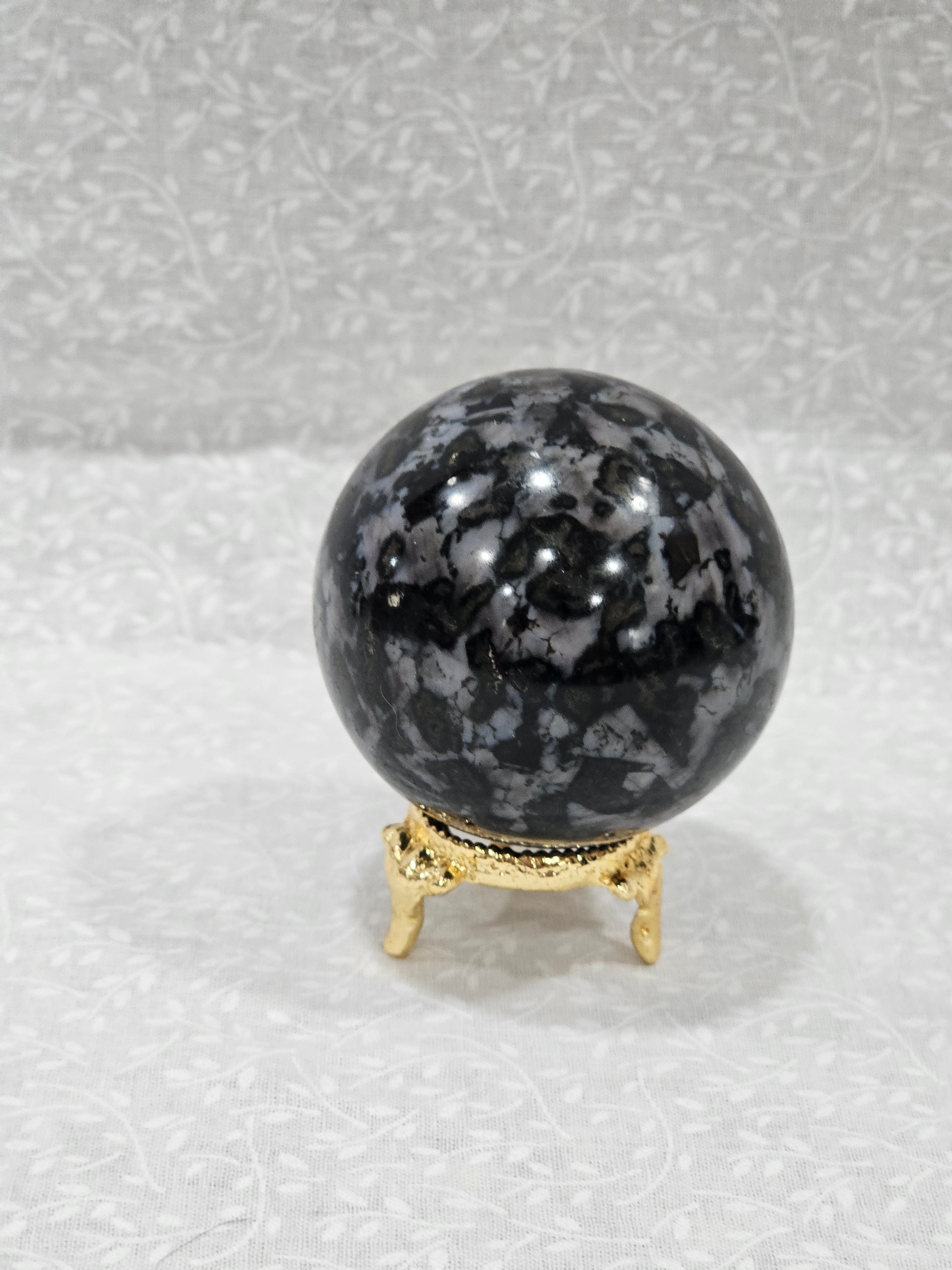 Yooperlite Crystal Sphere Uvactive