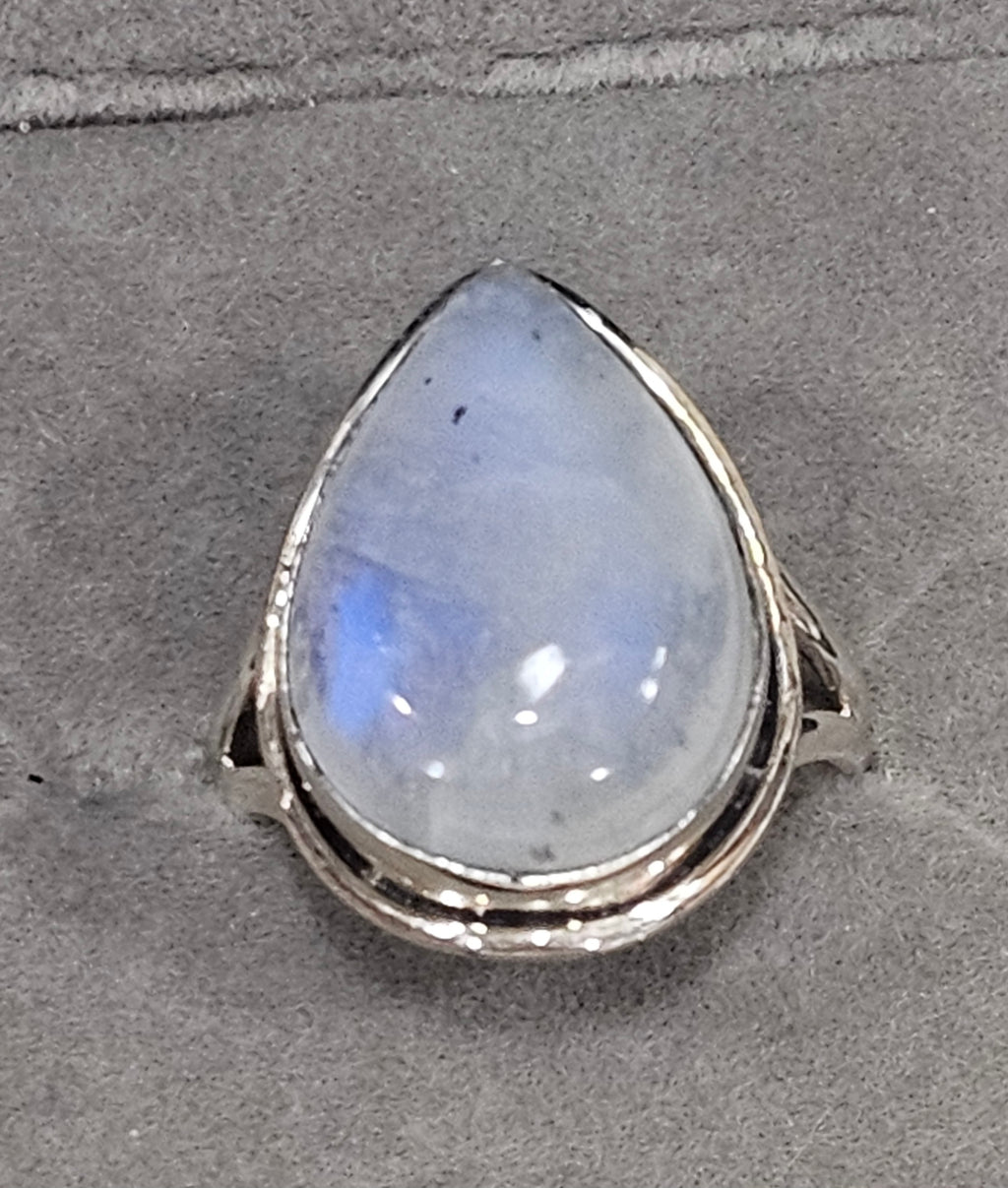Sterling Silver Moonstone Gemstone Ring June Birthstone - Size 7