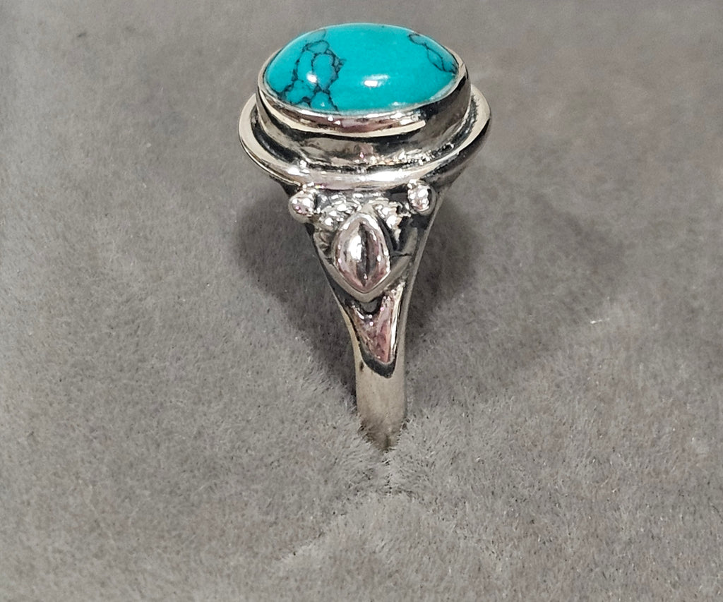 Sterling Silver Natural Turquoise Gemstone Ring - Size 7