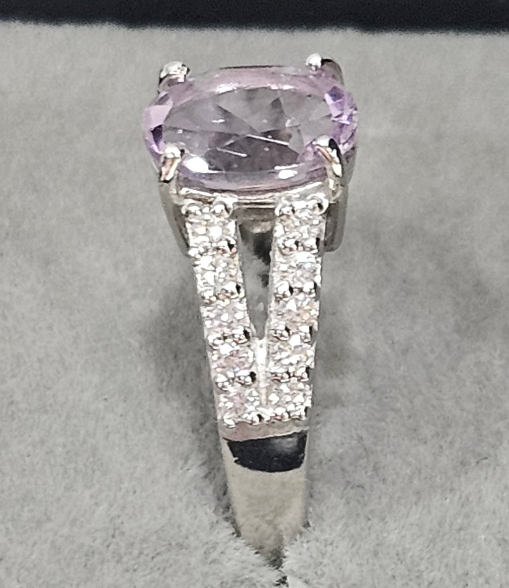 Sterling Silver Amethyst Gemstone Ring - Size 8
