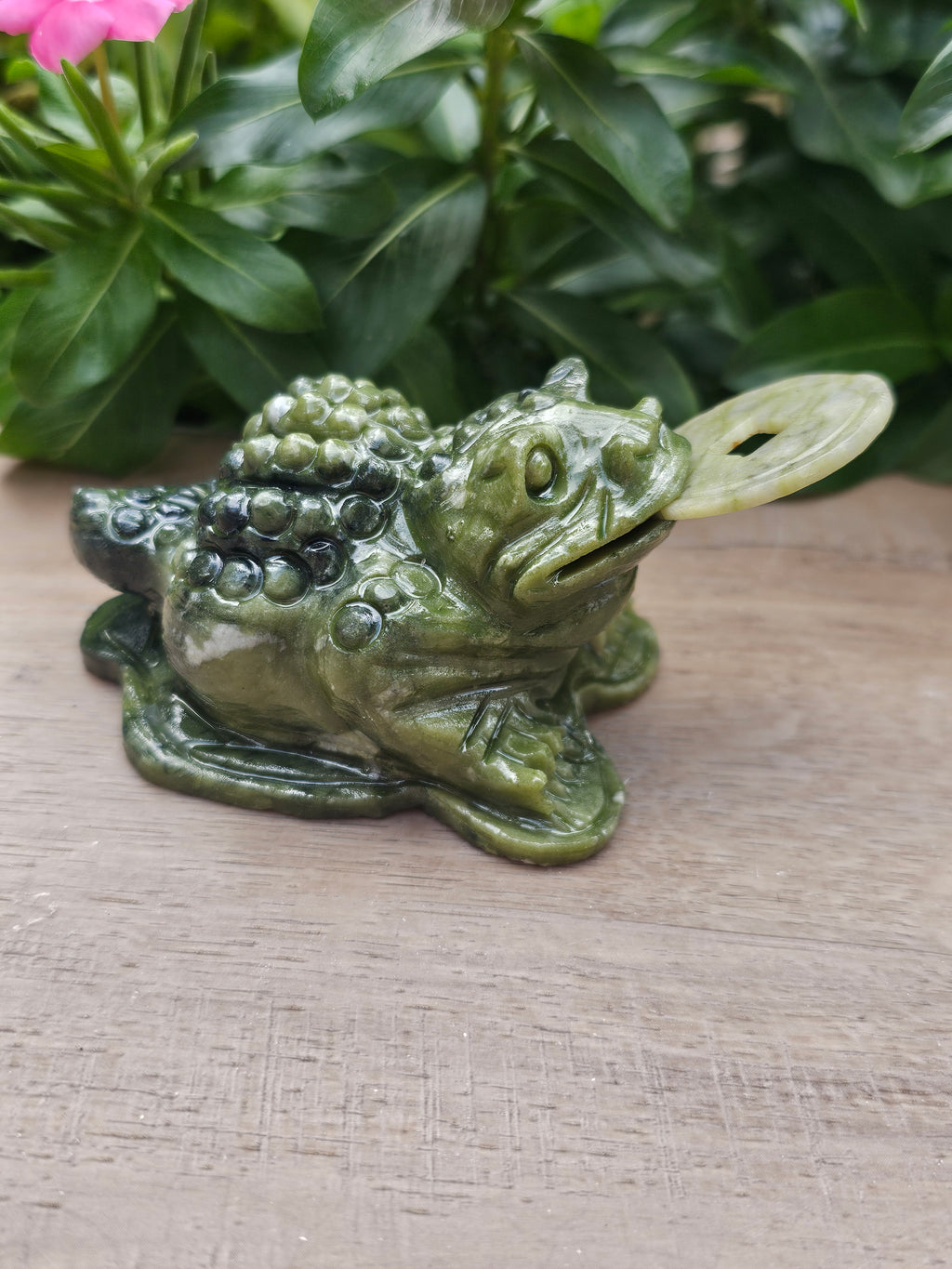 Money Frog Figurine - 4.5" Feng Shui Wealth Crystal