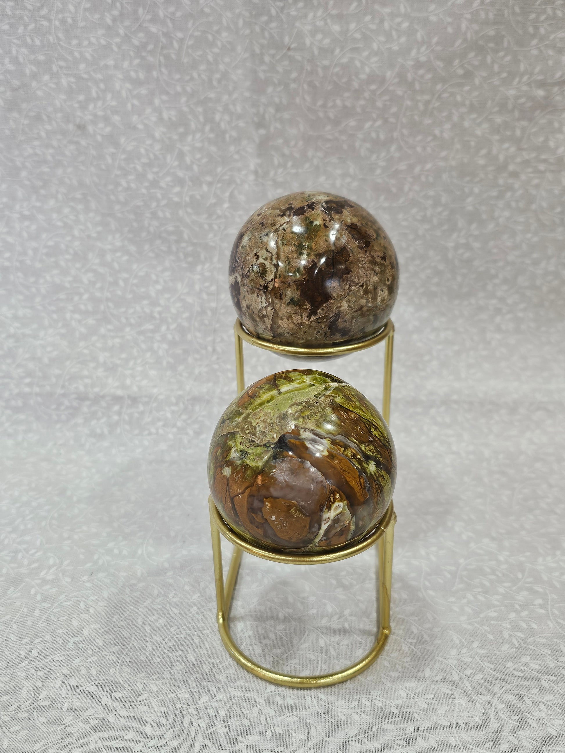 Double Crystal Sphere Stand Holder