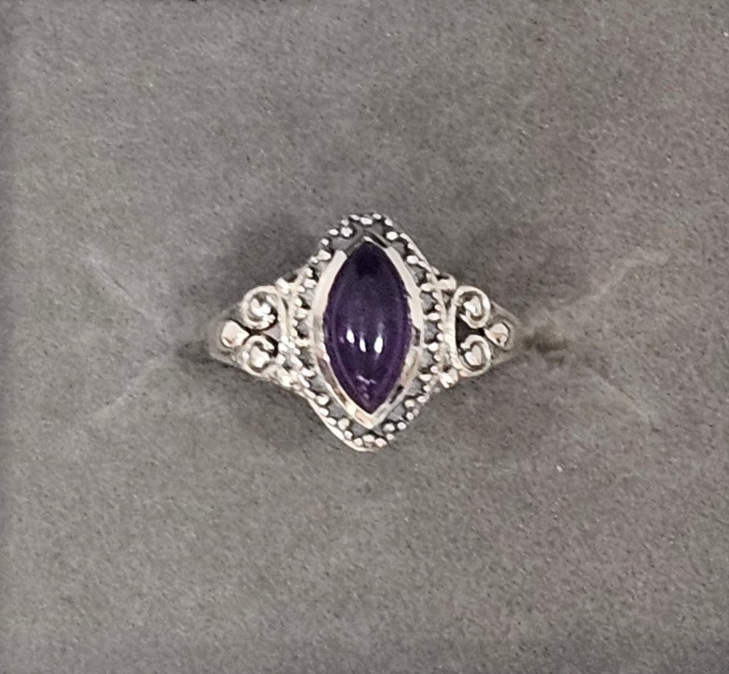 Sterling Silver Amethyst Gemstone Ring 7