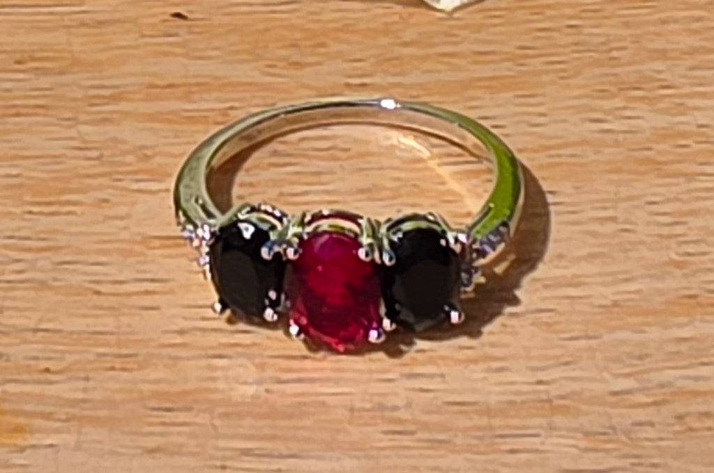 Sterling Silver Ruby & Black Onyx Three-Stone Ring — Size 8.5