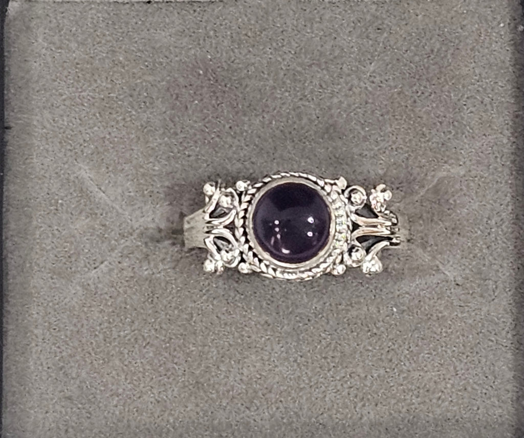 Sterling Silver Amethyst Gemstone Ring 7