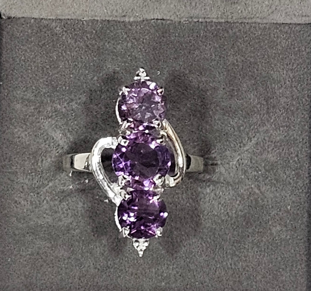 Sterling Silver Triple Amethyst Gemstone Ring 7.5