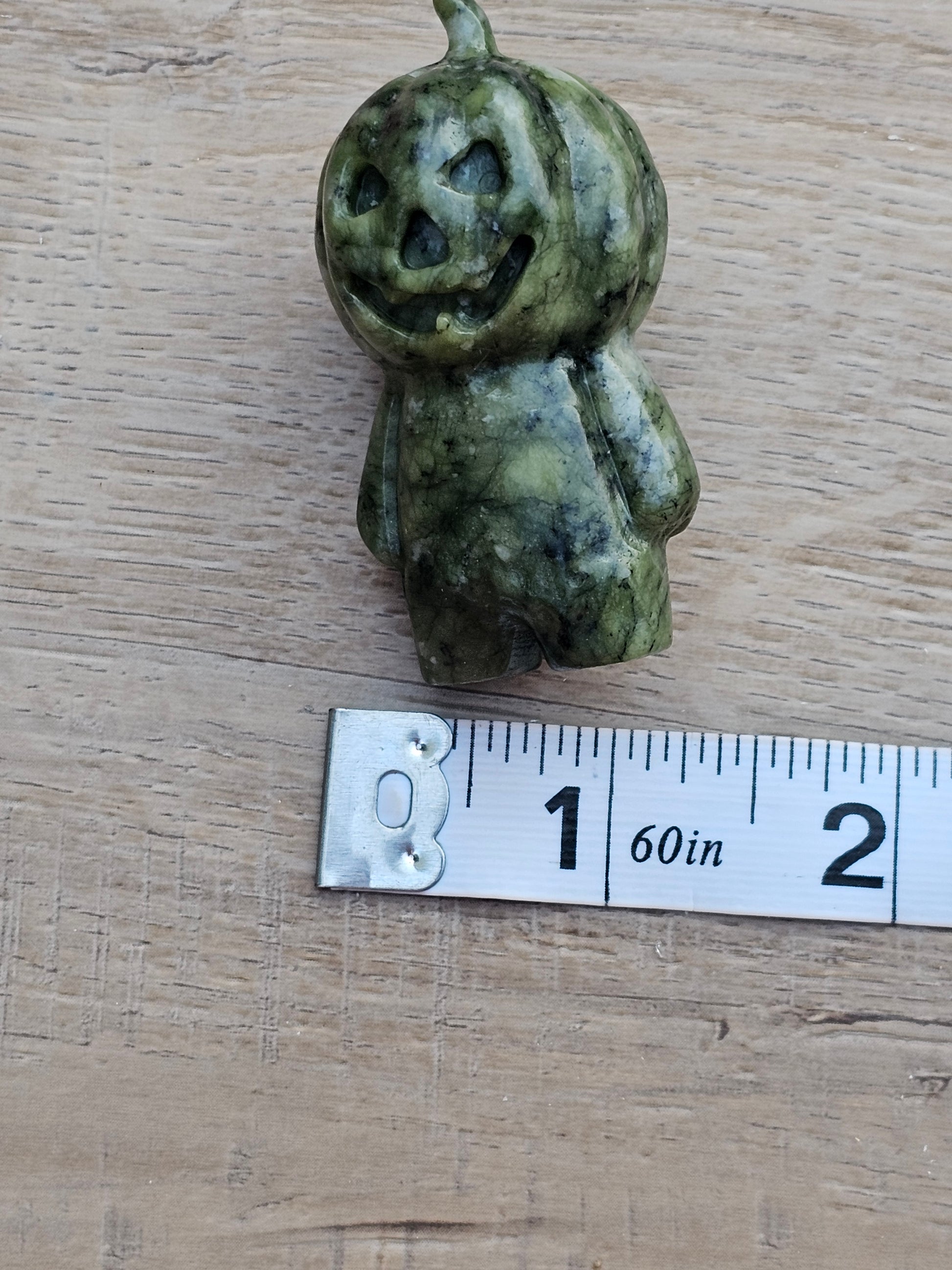 Serpentine pumpkin Head Crystal