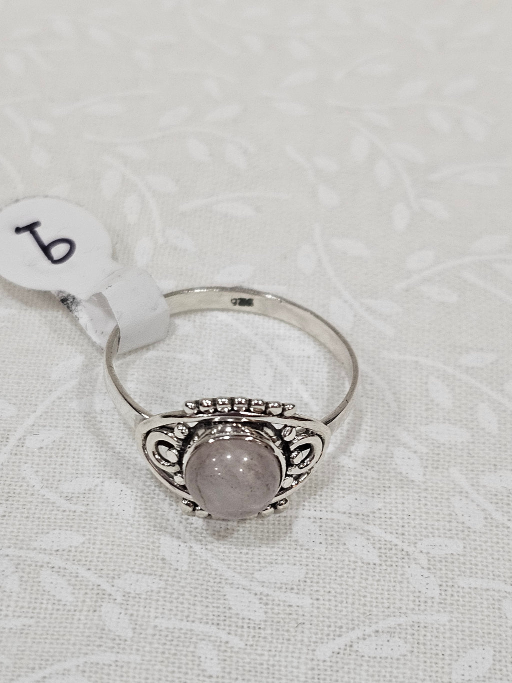 Sterling Silver Moonstone Gemstone Ring - Size 9
