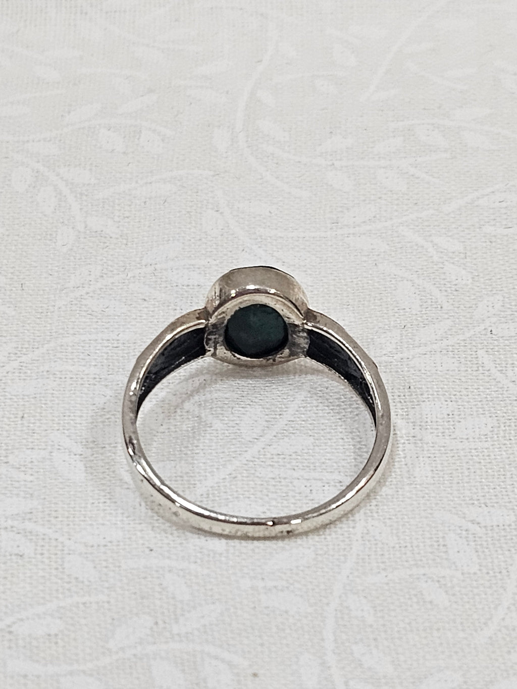 Sterling Silver Classic Emerald Ring - Size 8
