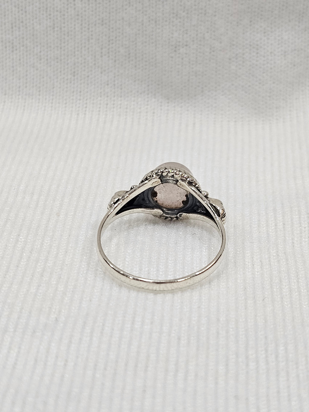 Sterling Silver Pink Quartz Gemstone Ring 9