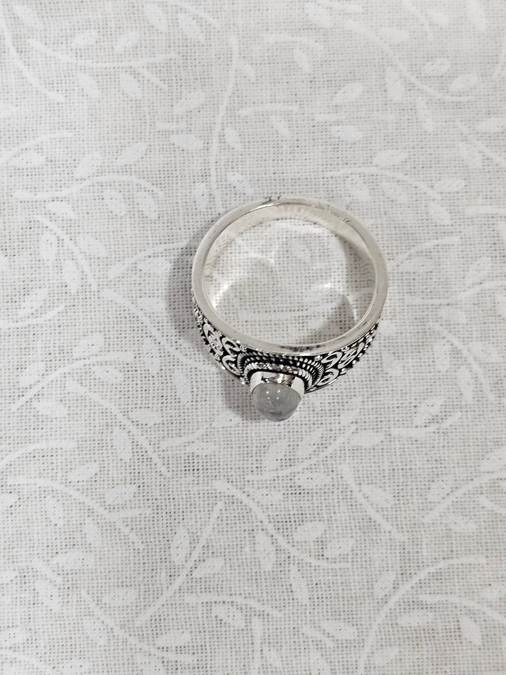 Sterling Silver Moonstone Gemstone Ring - Size 7.5