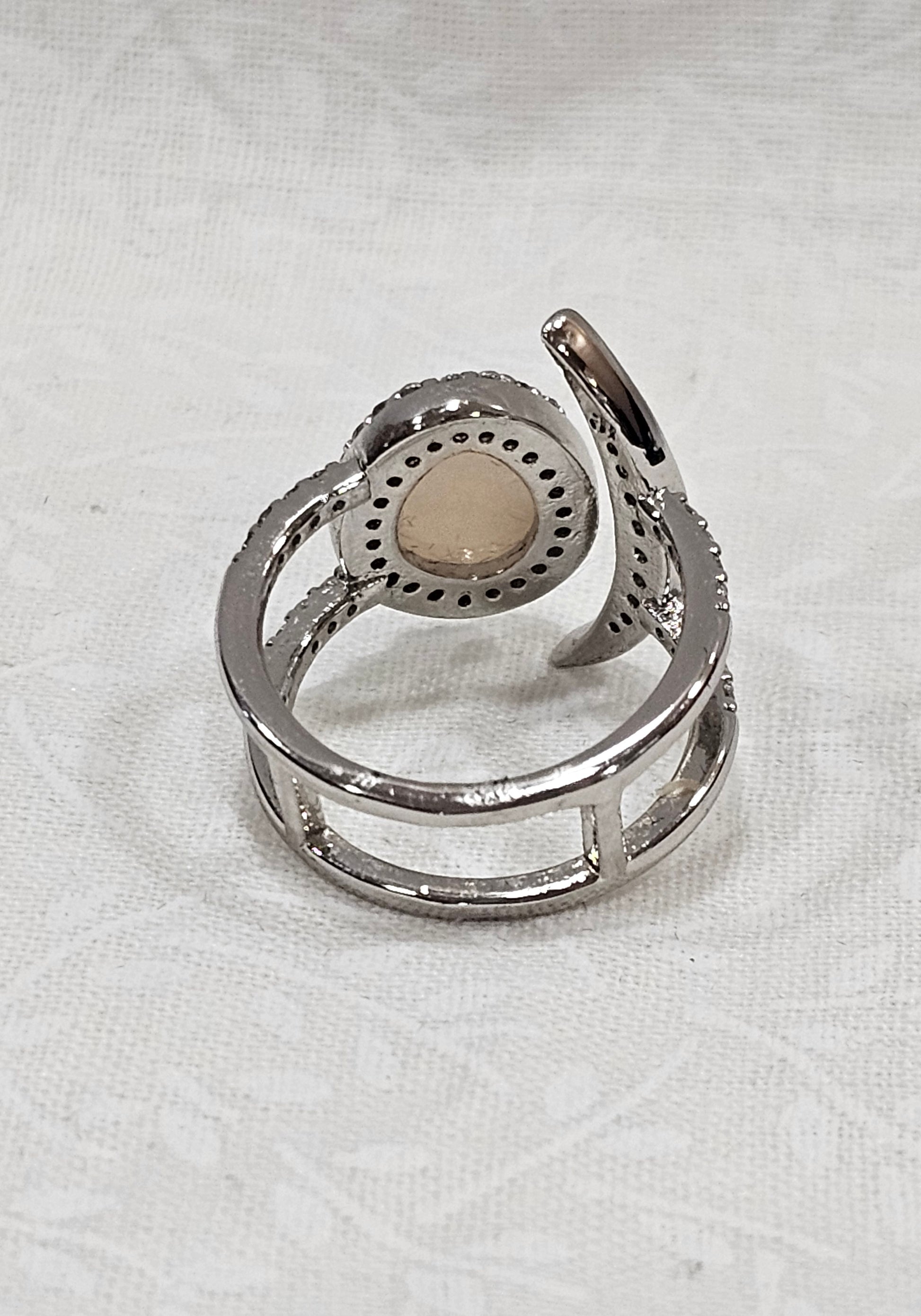 Sterling Silver Pink Quartz Druzy Moon Ring 5