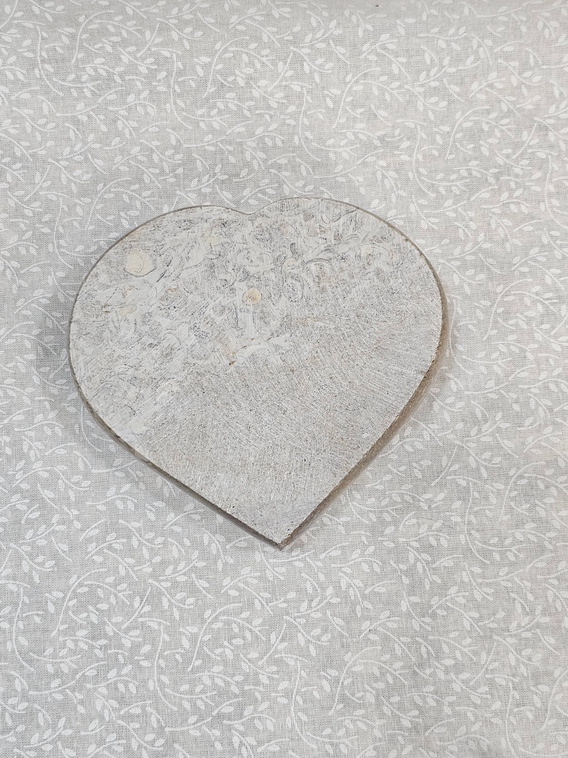 Fossil Hash Crystal Heart Bowl