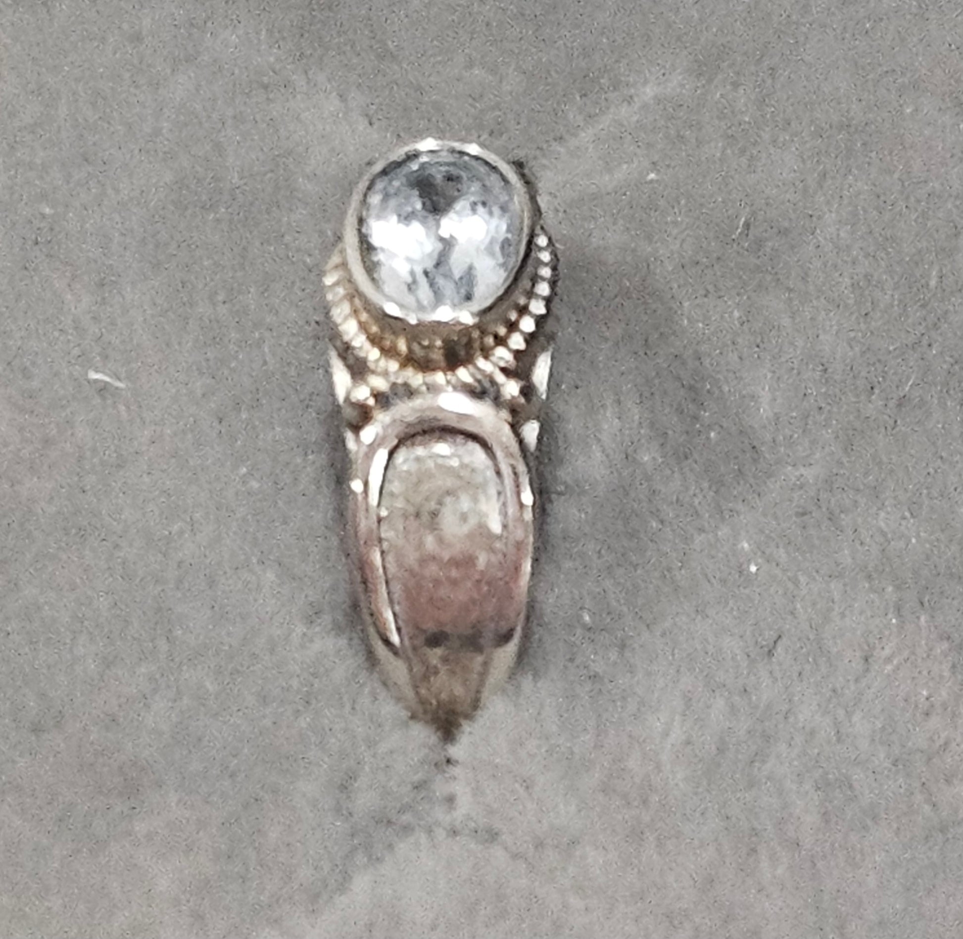 Sterling Silver Topaz Gemstone Ring - Size 5