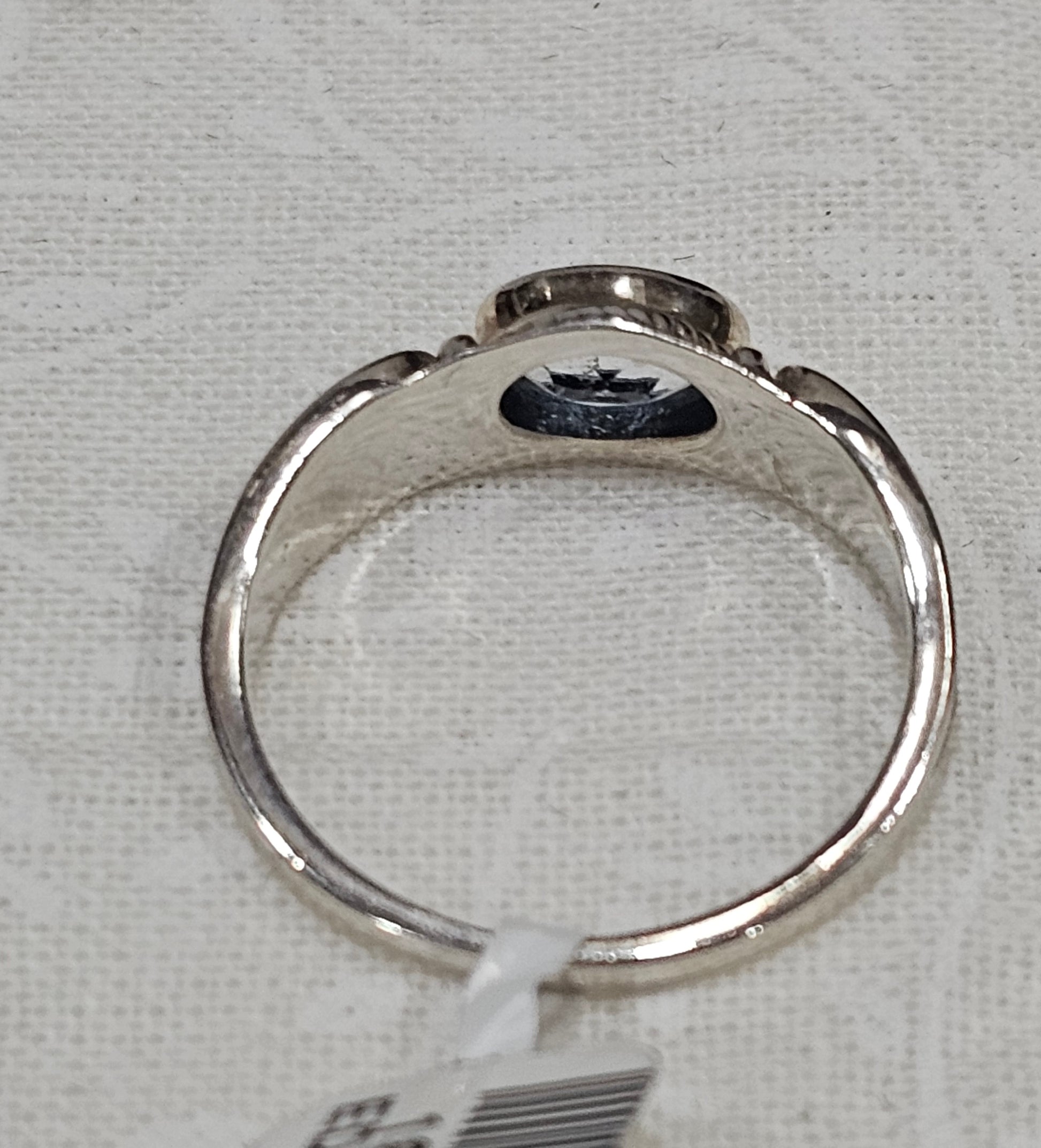 Sterling Silver Topaz Gemstone Ring - Size 5