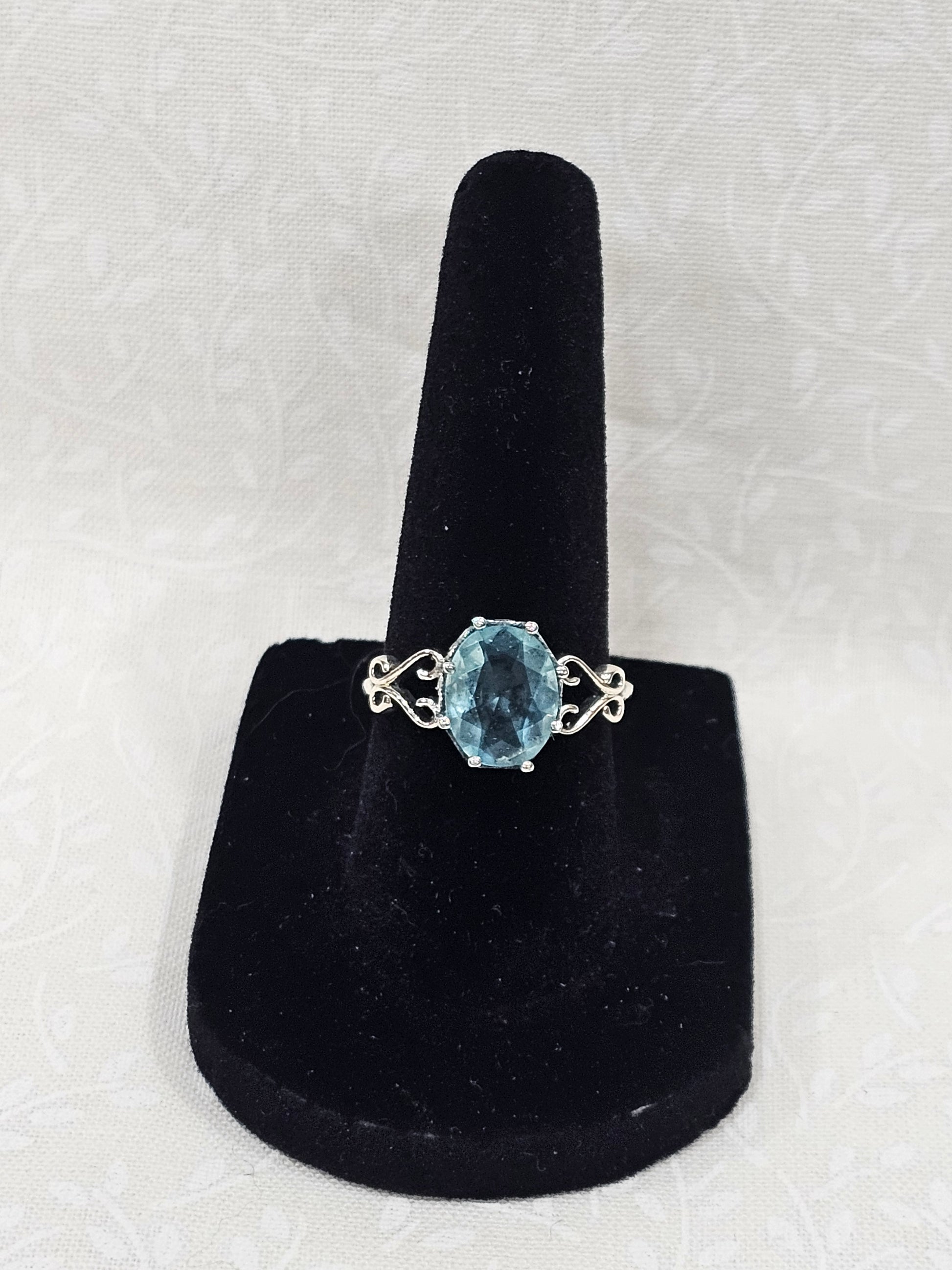 Sterling Silver Blue Topaz Gemstone Ring 6.5