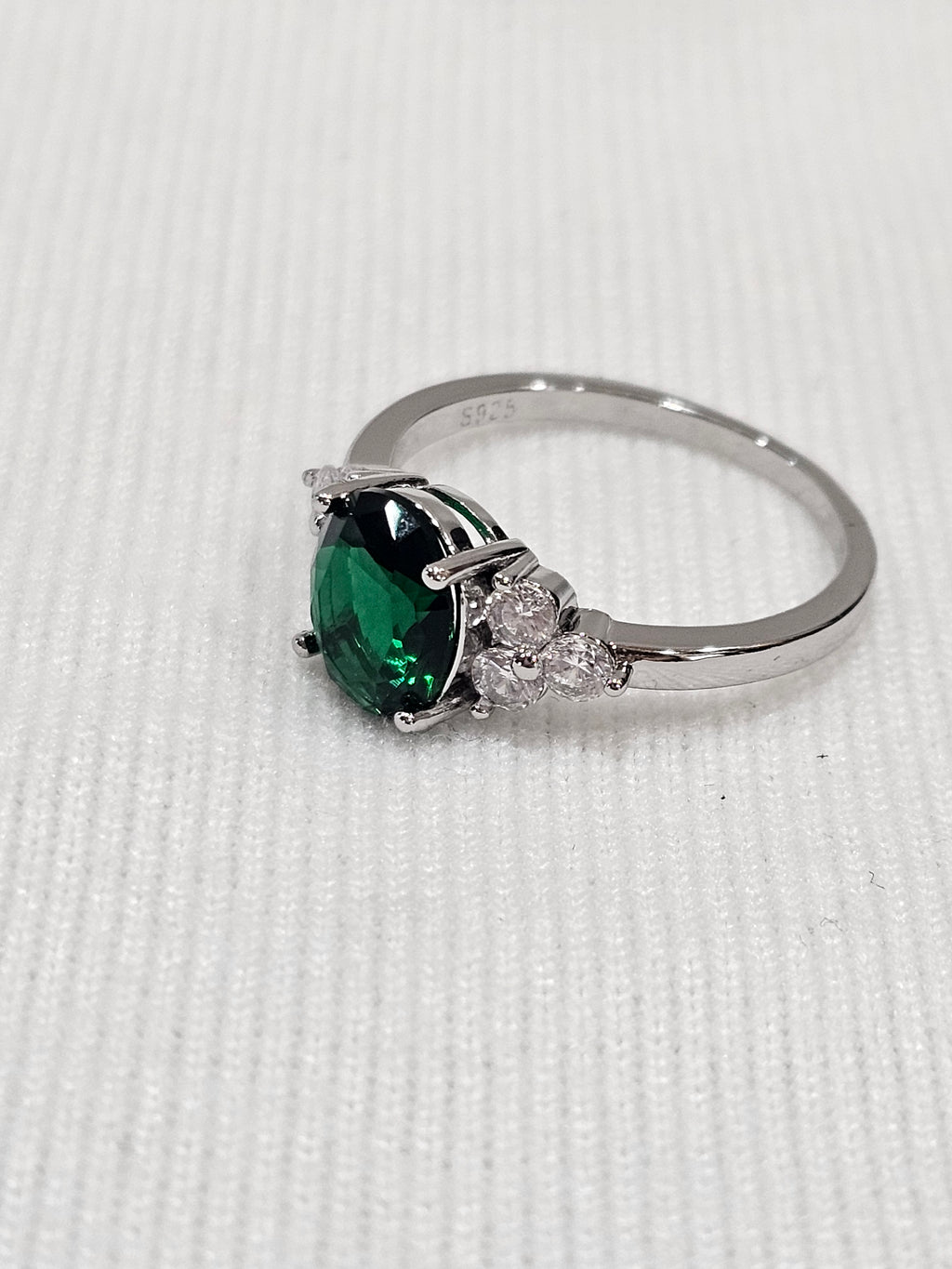 Emerald Quartz Crystal Ring - Sterling Silver Natural Gemstone Size 10