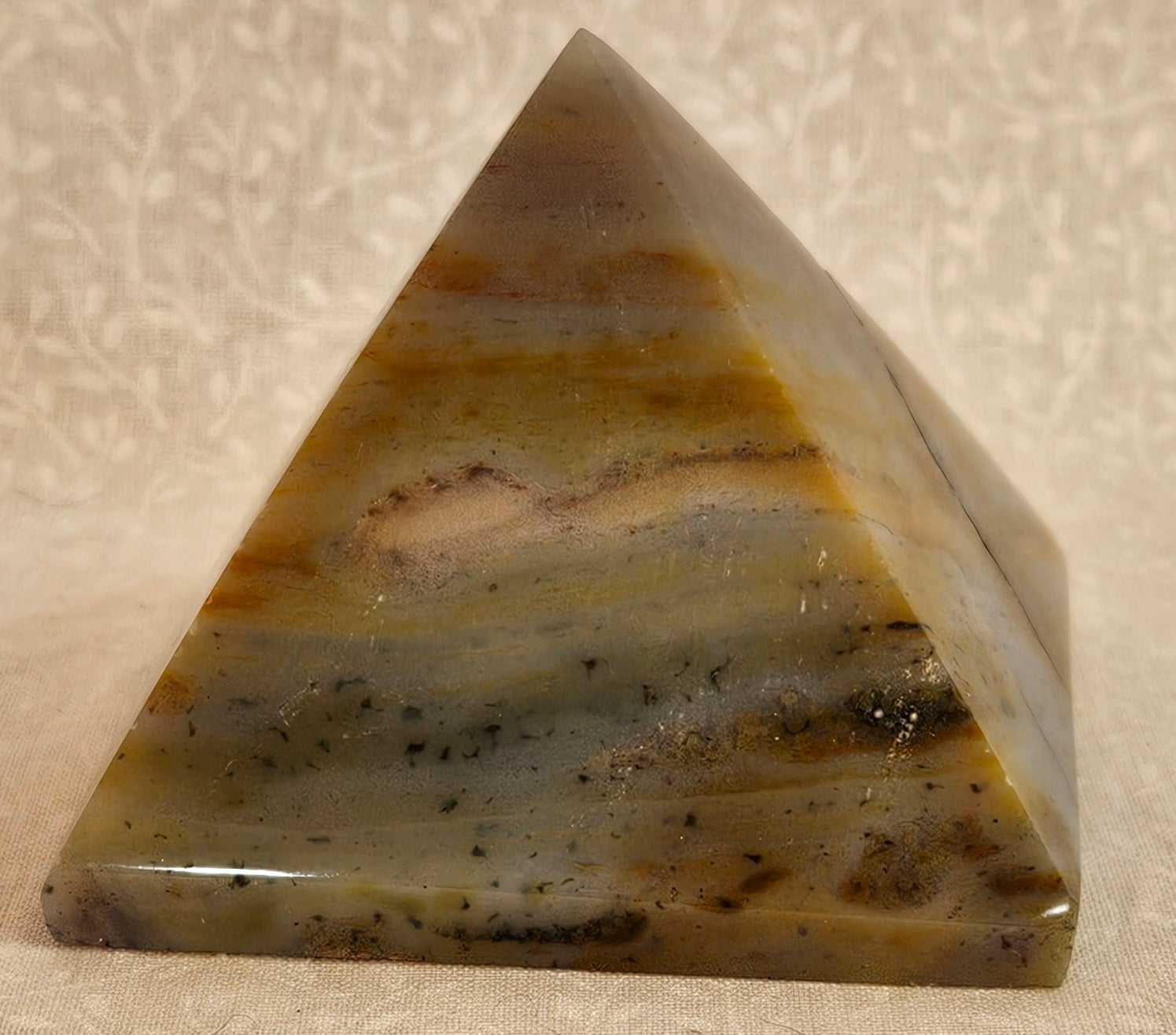 Agate Crystal Pyrimd