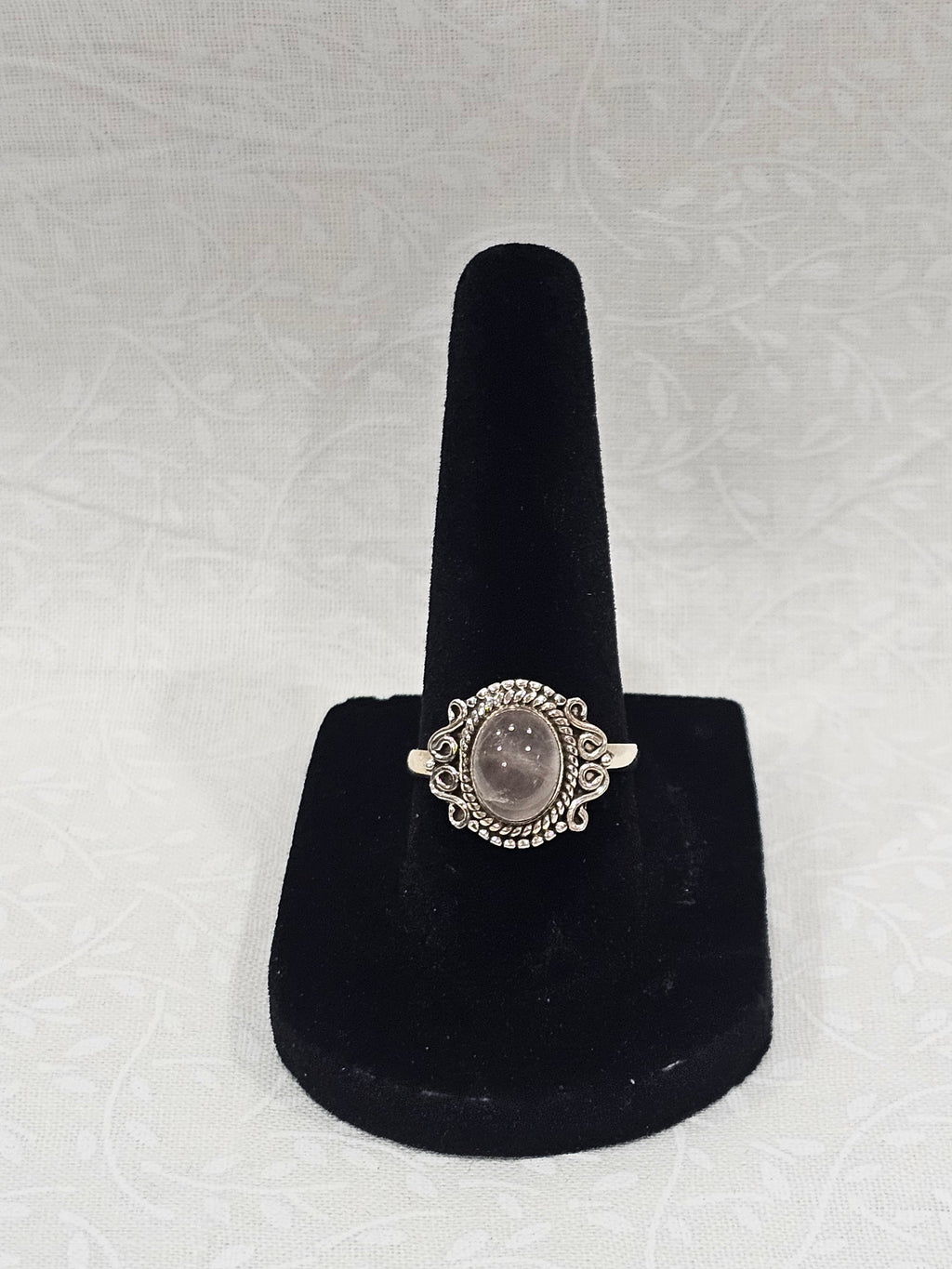 Sterling Silver Amethyst Gemstone Ring - Size 8