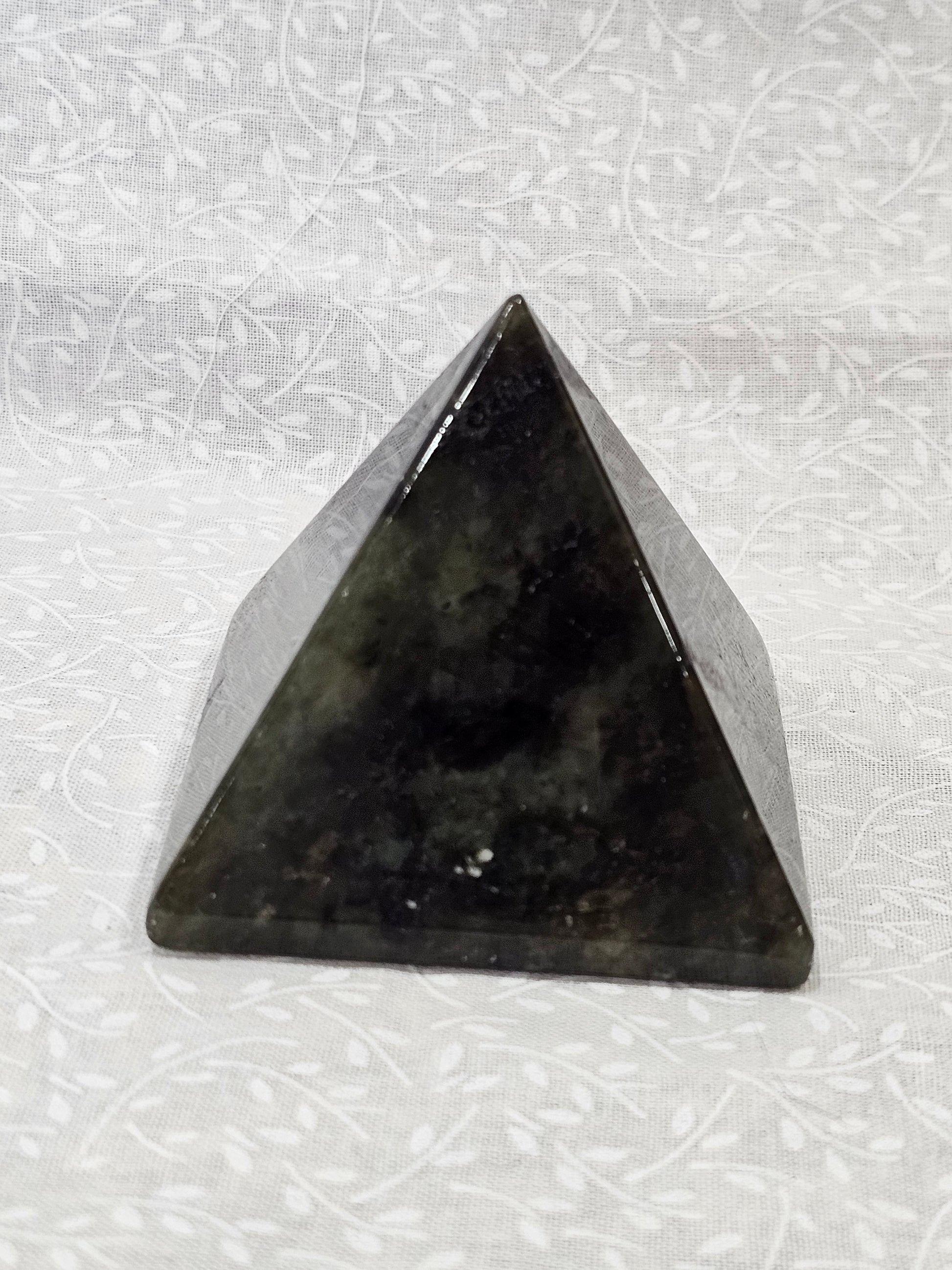 Labradorite Crystal Pyrimd