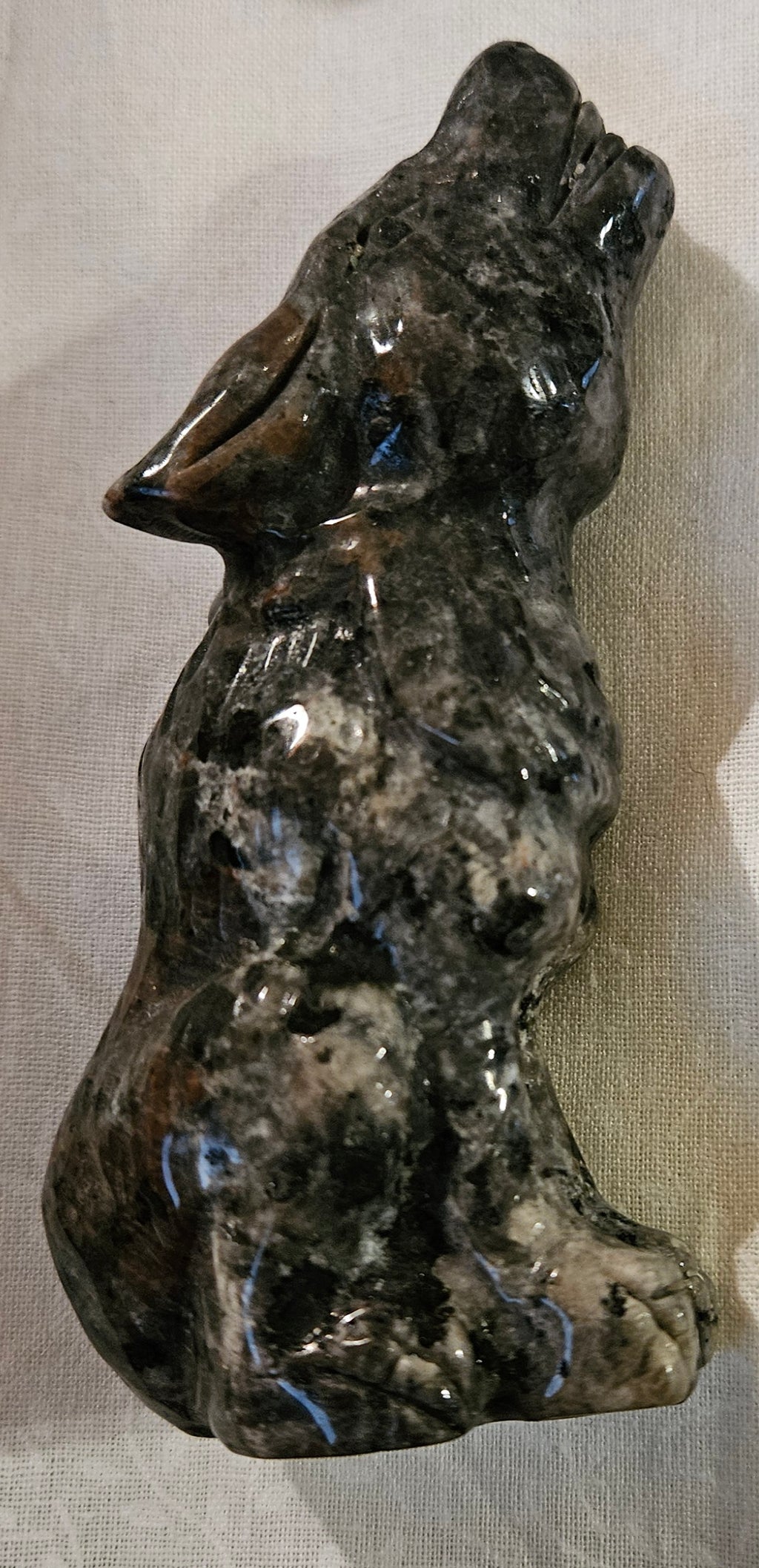 Yooperlite Crystal Wolf Uv Active