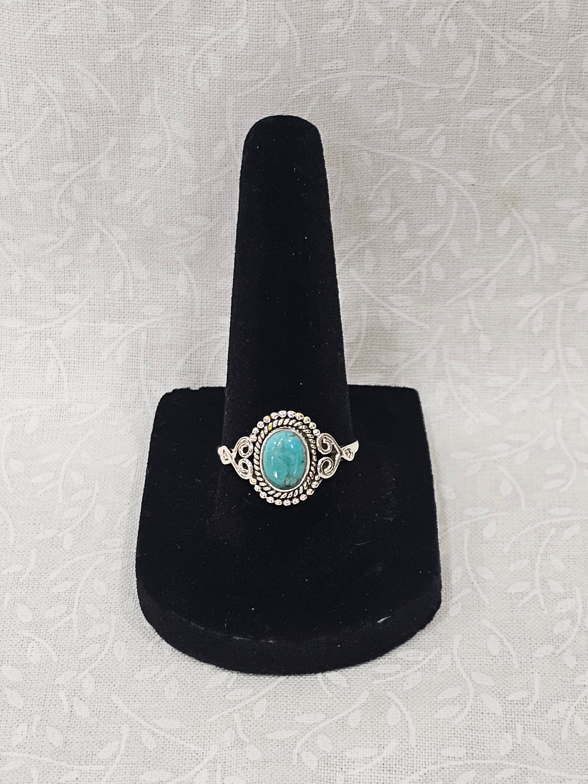 Sterling Silver Turquoise Gemstone Ring Classic Design - Size 8
