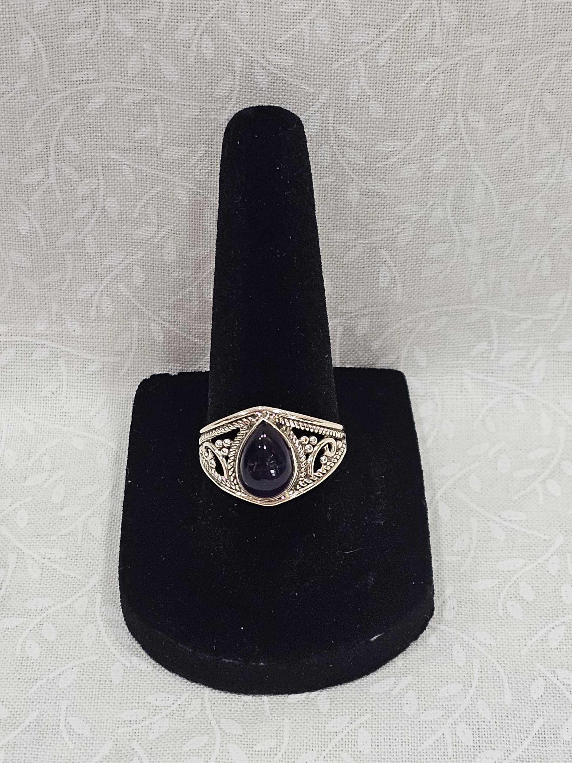 Sterling Silver Classic Amethyst Ring Elegant Design - Size 8