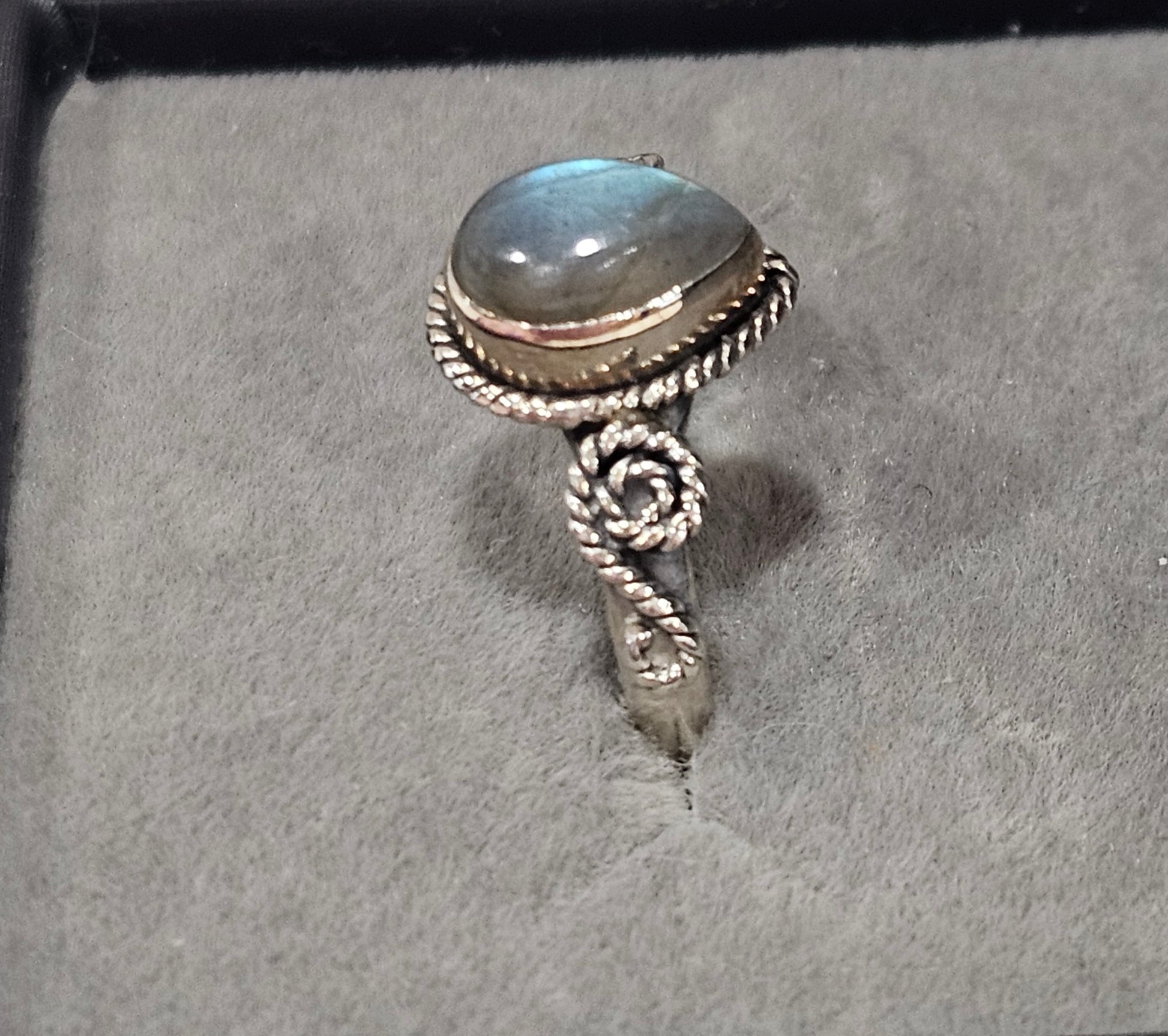 Sterling Silver Tiger Eye Crystal Gemstone Ring - Size 8