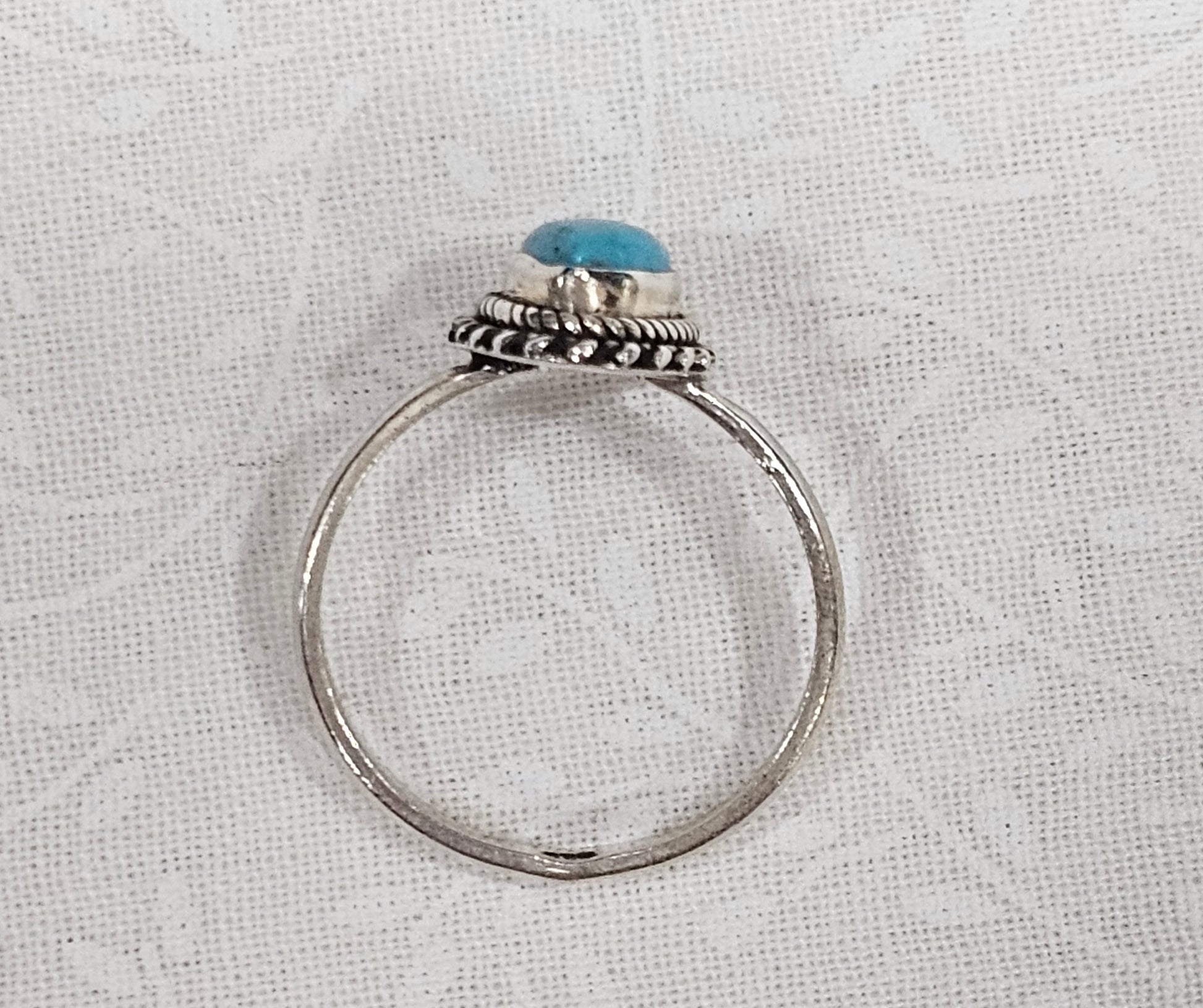 Sterling Silver Blue Turquoise Gemstone Ring - Size 9