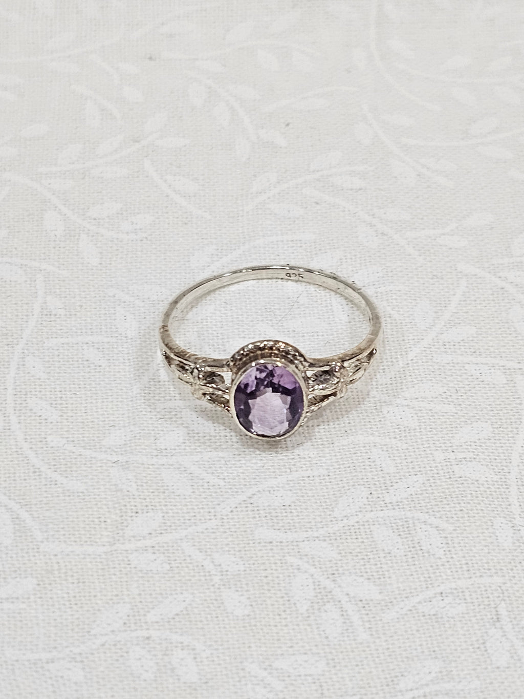 Sterling Silver Amethyst Gemstone Ring 8